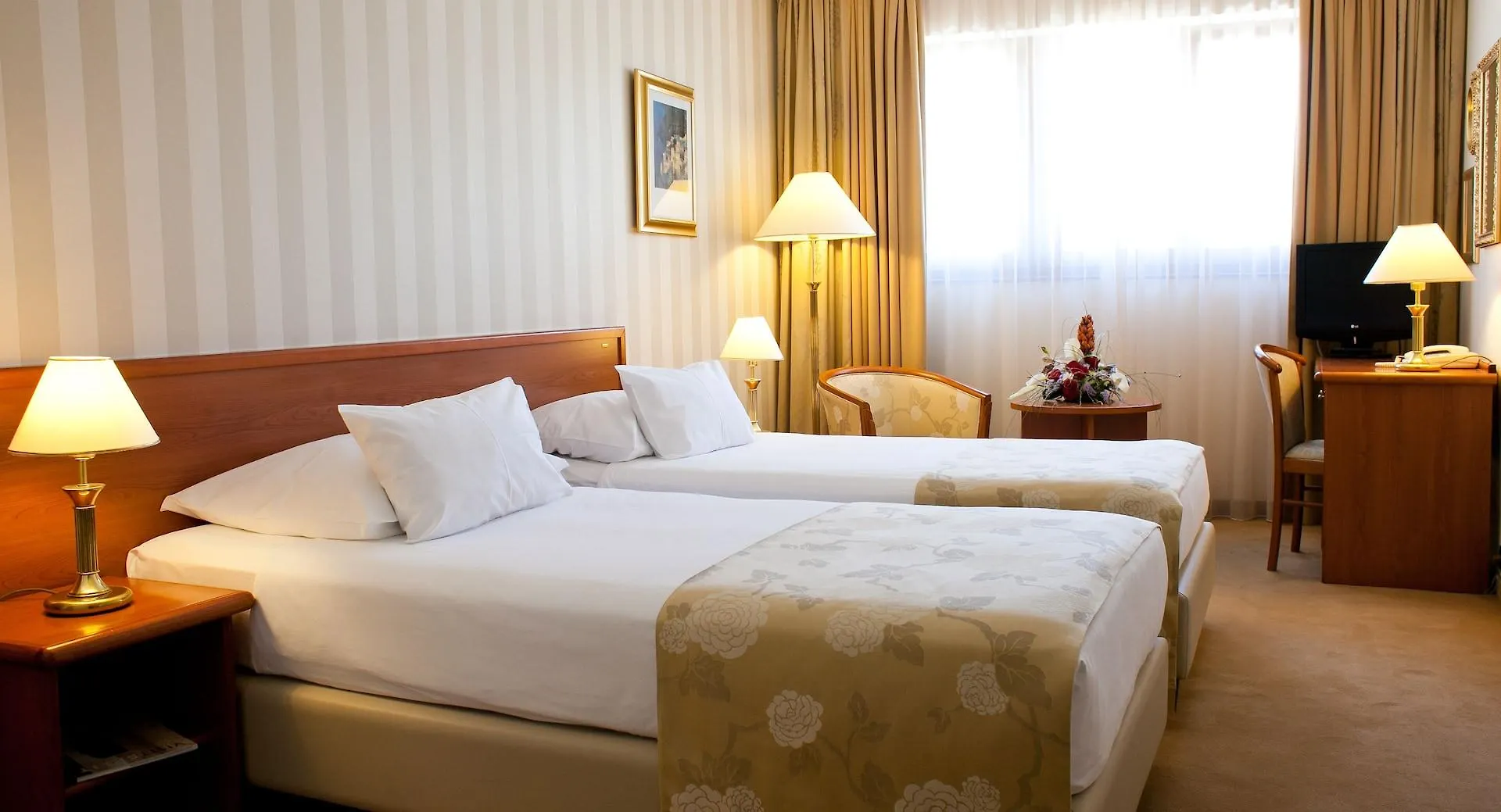 ****  Hotel Globo Split Kroatien