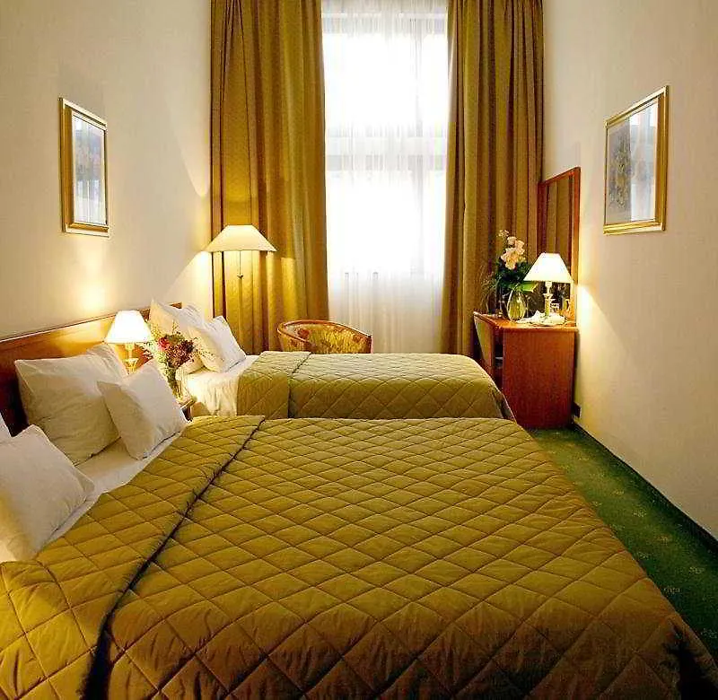 Hotel Globo Split 4*,  Kroatien