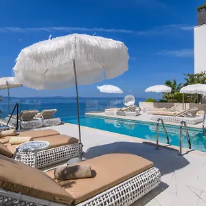 Gallery Luxury Suites & Rooms-Only Adults Appartamento