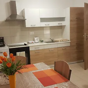 Apartman Orange Brist