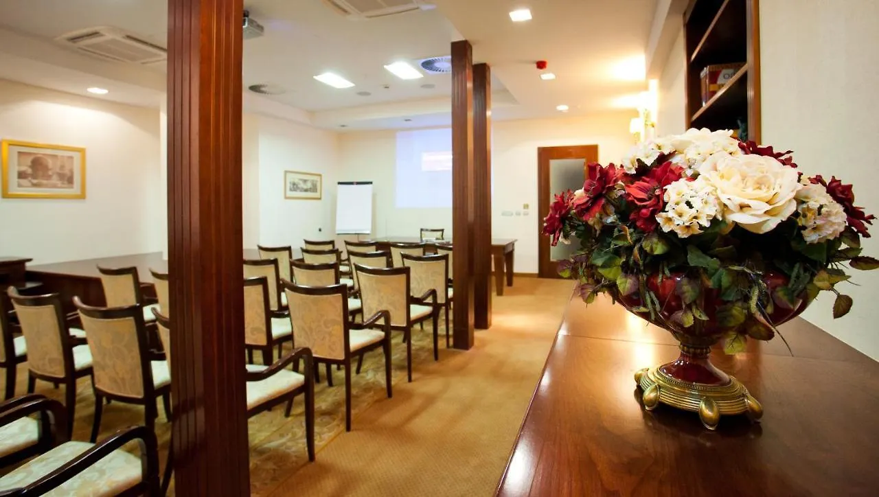 Hotel Globo Spalato 4*,  Croazia