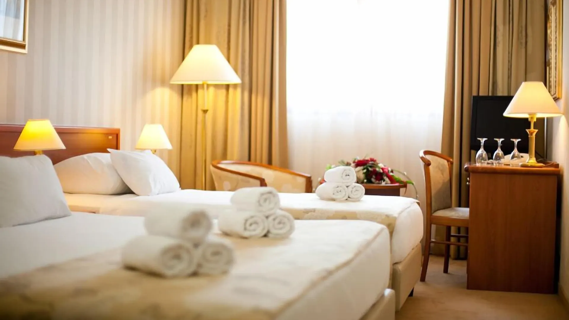 Hotel Globo Spalato 4*,  Croazia